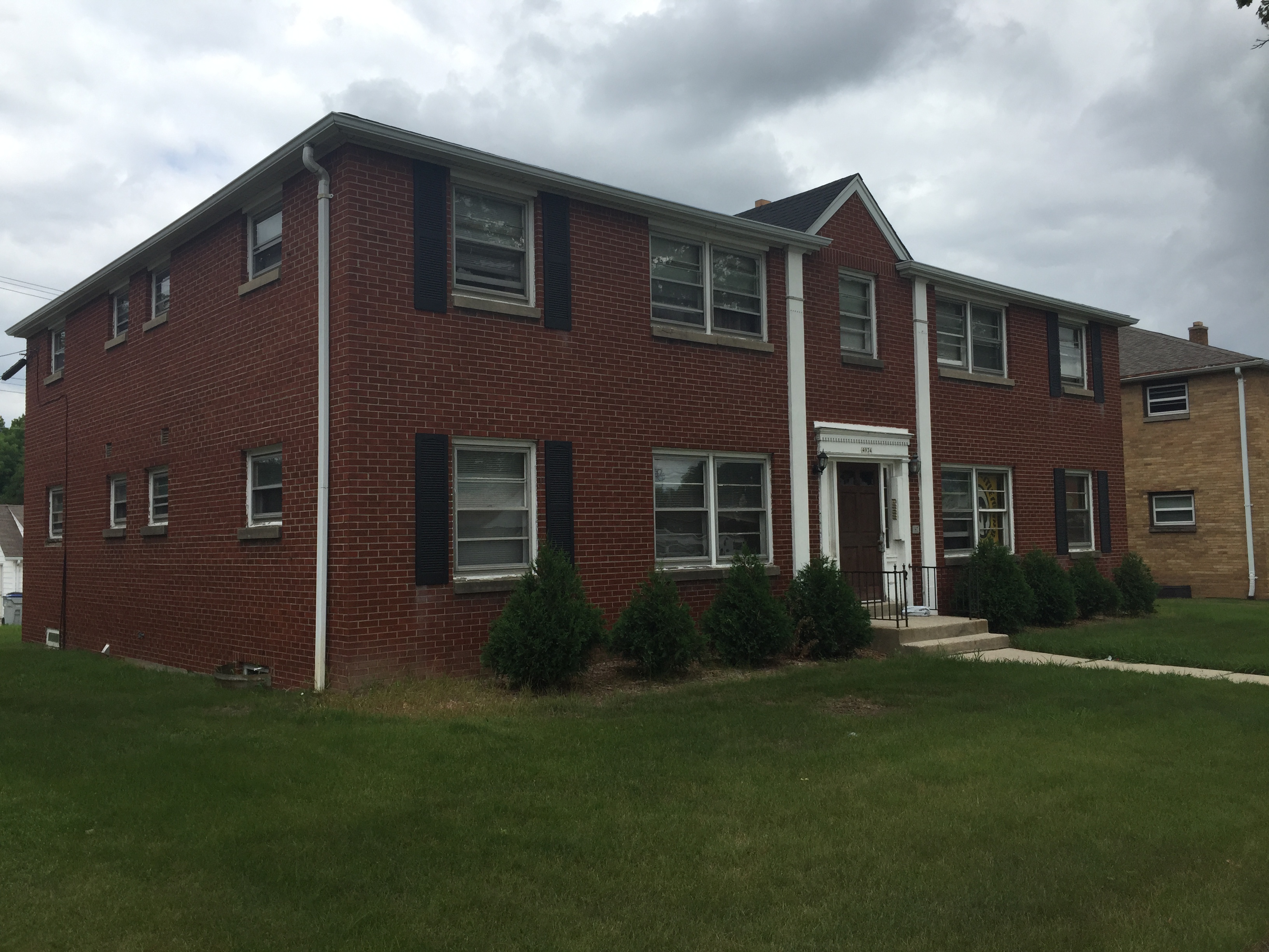 4934 W Forest Home Ave. - Milwaukee